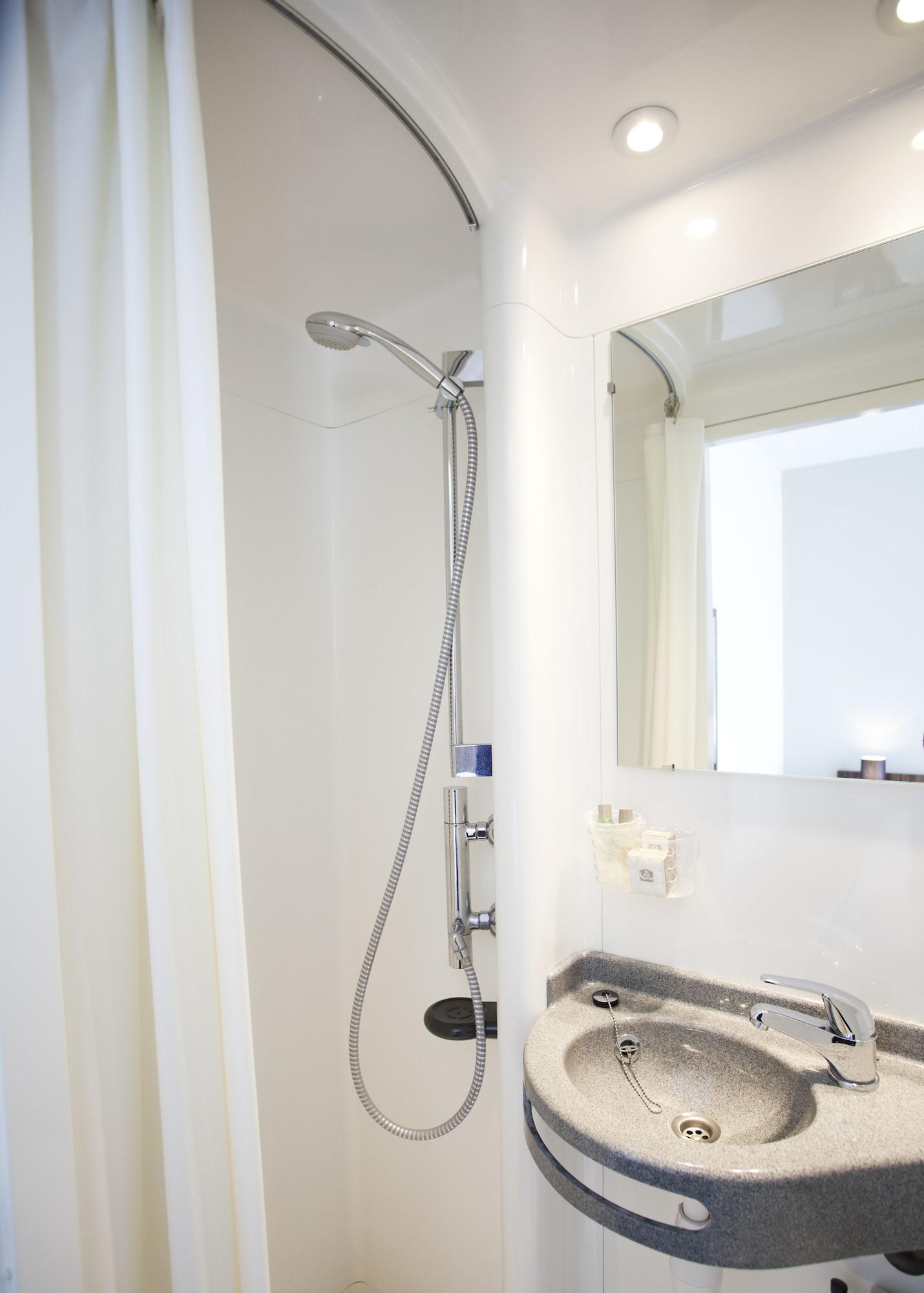 Best Western Plus Hotel Restaurant Aduard Ngoại thất bức ảnh